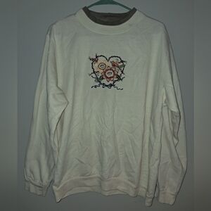 Chic White Crewneck Sweater with Embroidered Floral Design